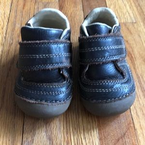 stride rite | brown leather shoe | size 3